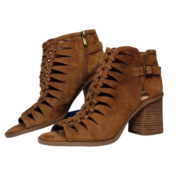 Vince Camuto Torindi Suede Leather Boho Peep Toe Ankle Stacked Heels Sz 11 - Picture 1 of 16